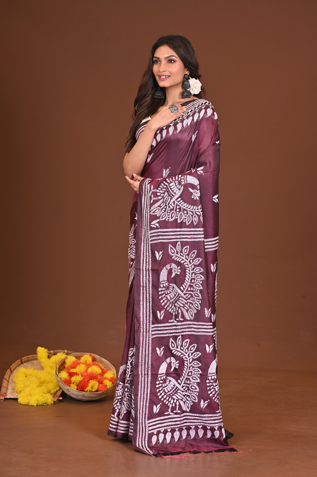 AMRITAAMBAR BLENDED SILK KANTHA SAREE Thumbnail