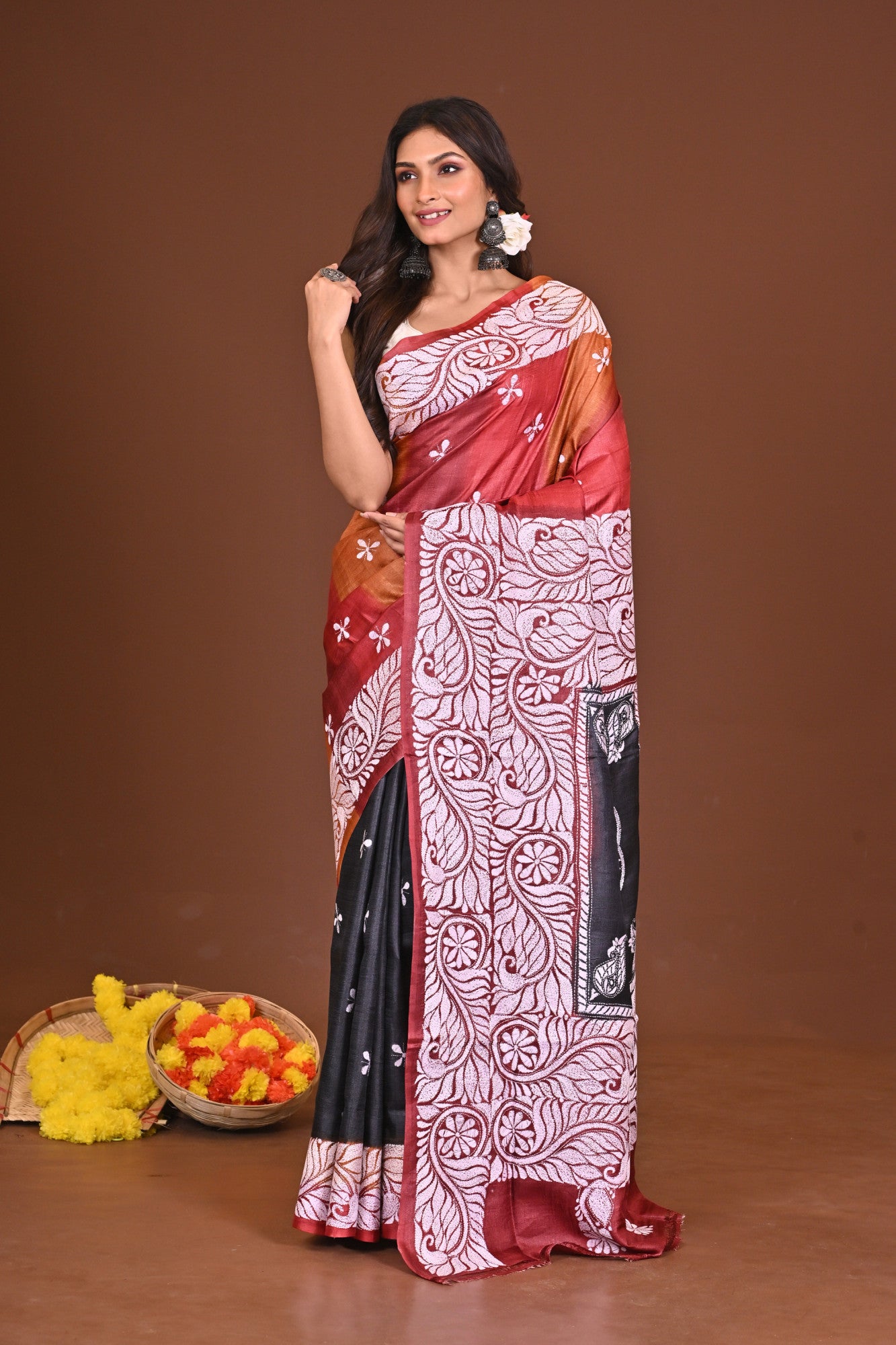 ANURAGIALOK PURE SILK KANTHA SAREE Thumbnail