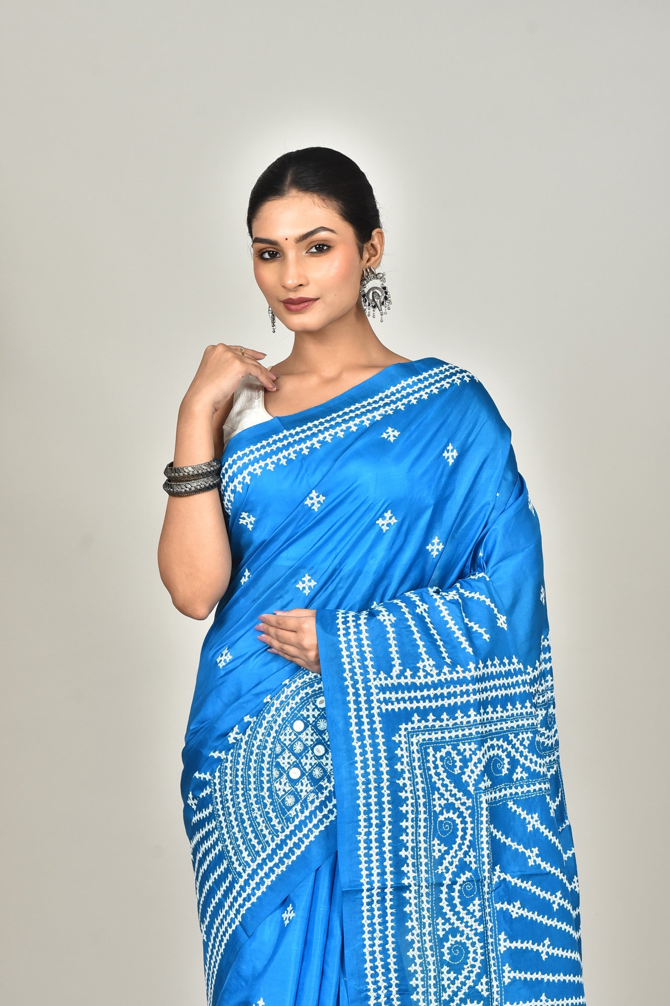 BANGALORE SILK GUJRATI STITCH SAREE Thumbnail