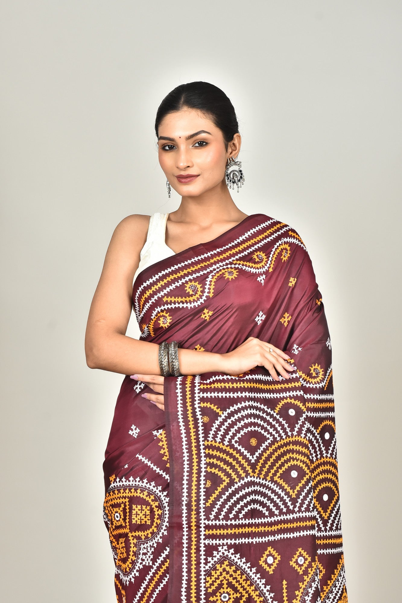 BANGALORE SILK GUJRATI STITCH SAREE Thumbnail