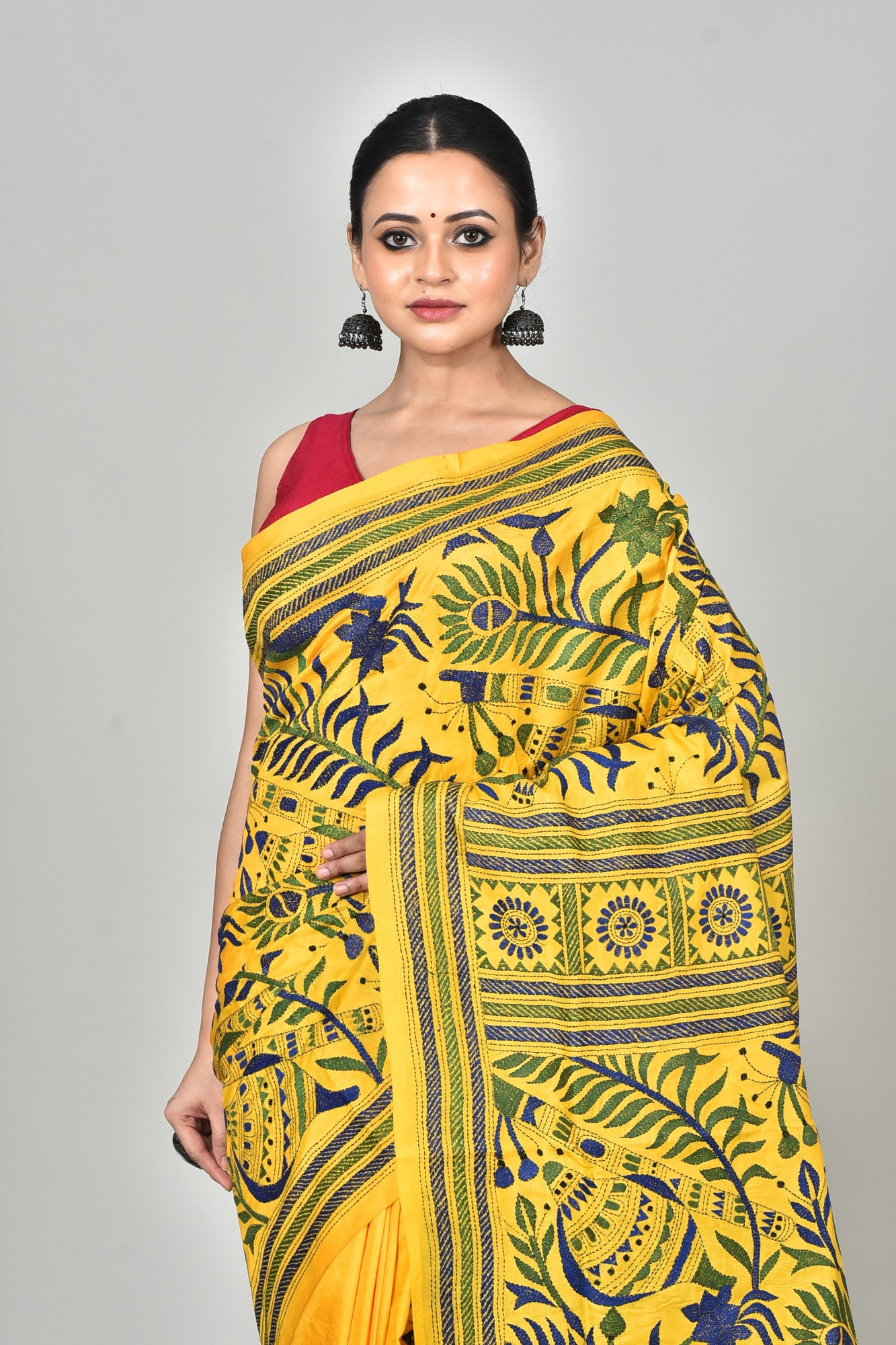 BANGALORE SILK KANTHA SAREE Thumbnail