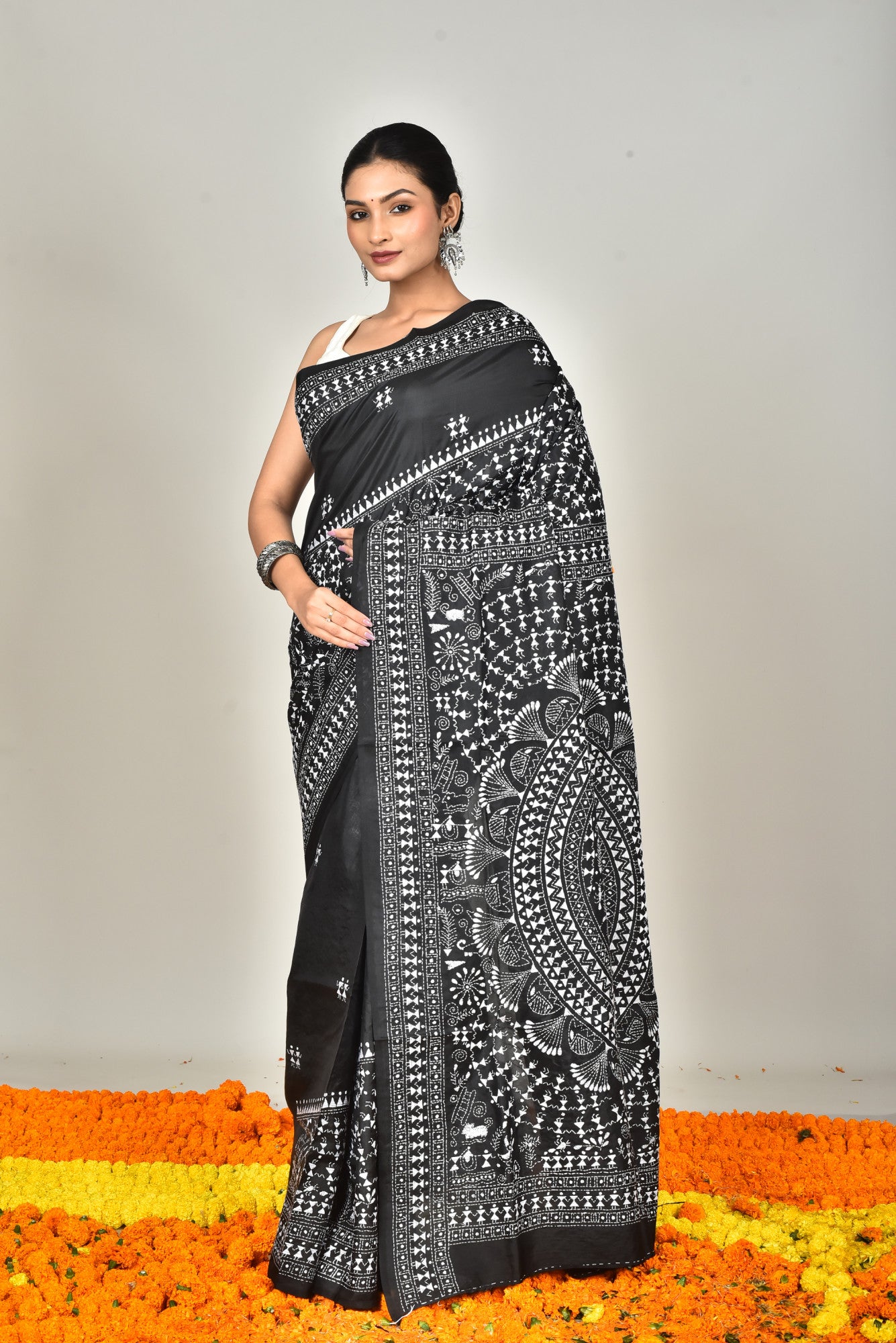 BANGALORE SILK KANTHA SAREE Thumbnail