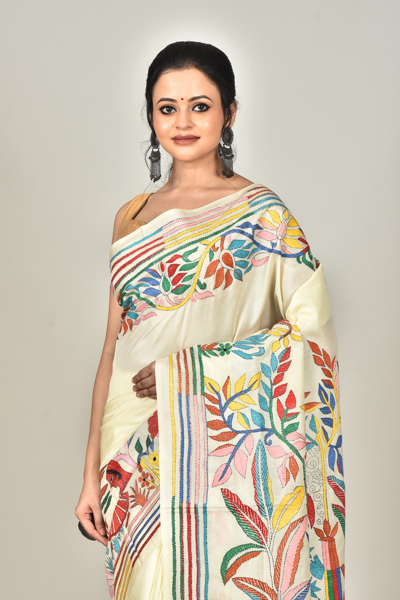 BANGALORE SILK KANTHA SAREE Thumbnail