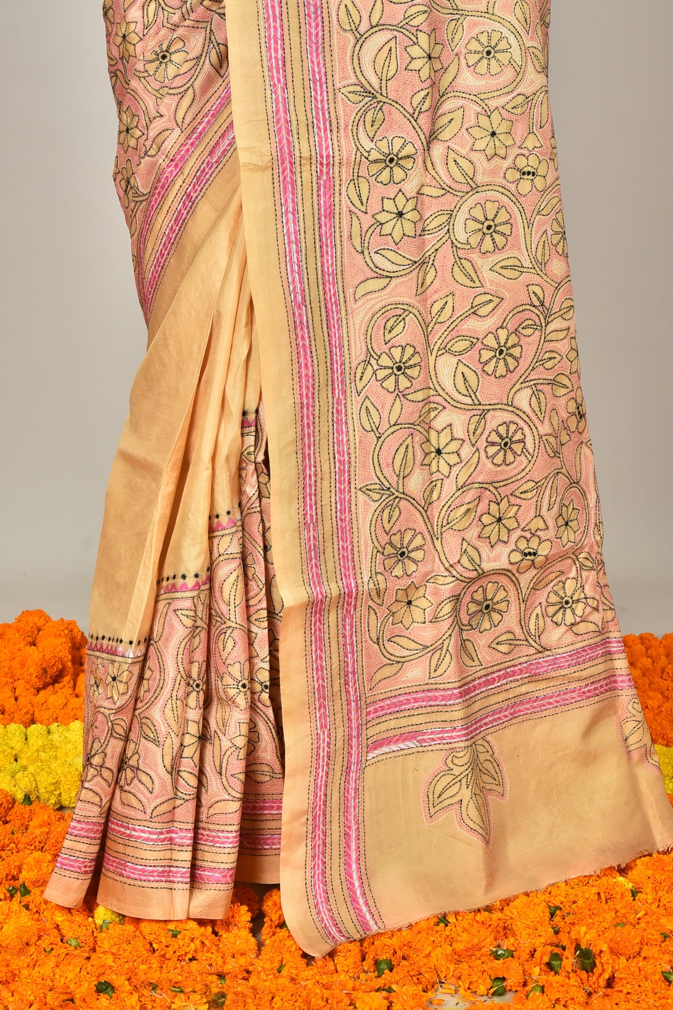 BANGALORE SILK REVERSE KANTHA SAREE Thumbnail
