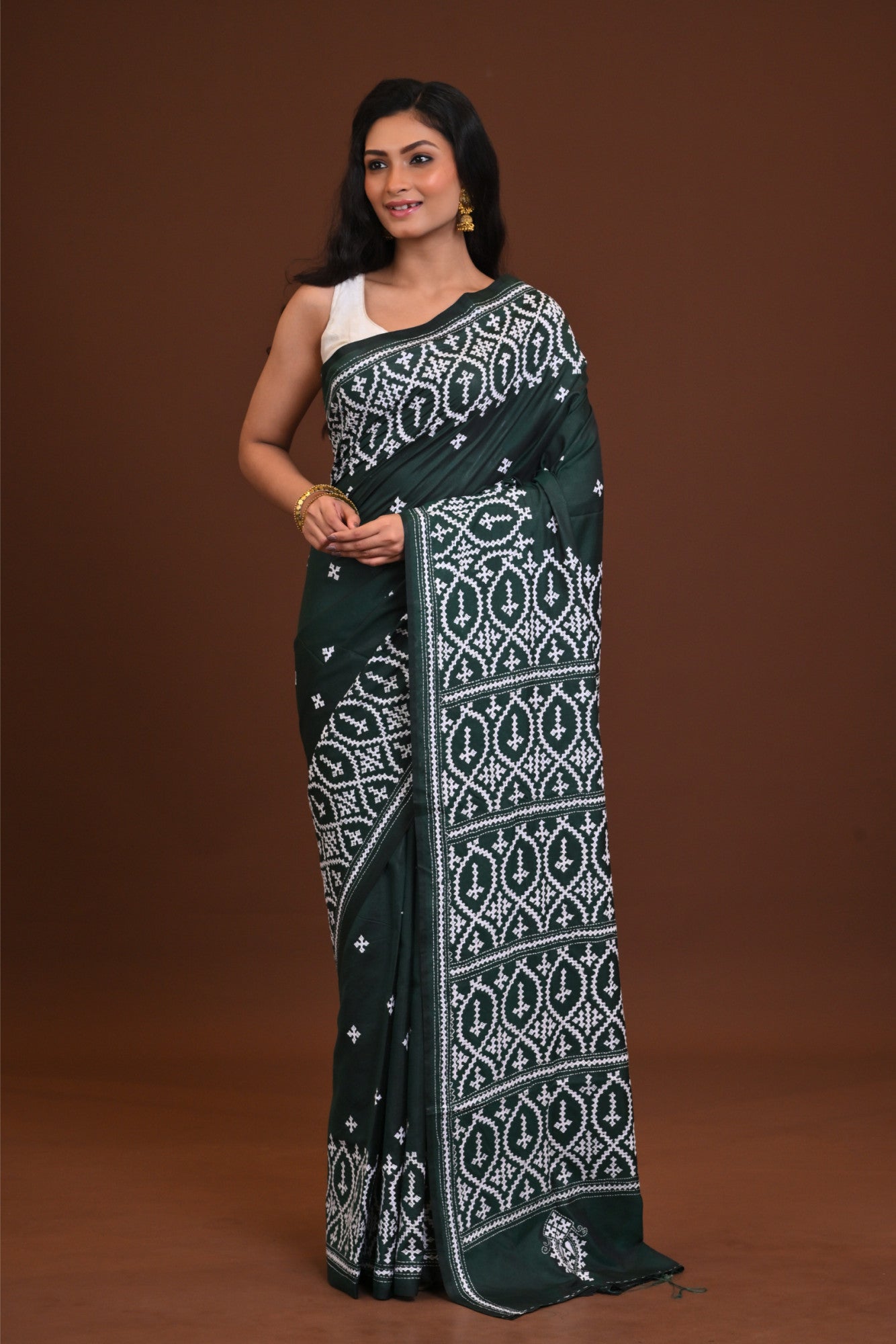 Blended Silk Kantha Saree Green Thumbnail
