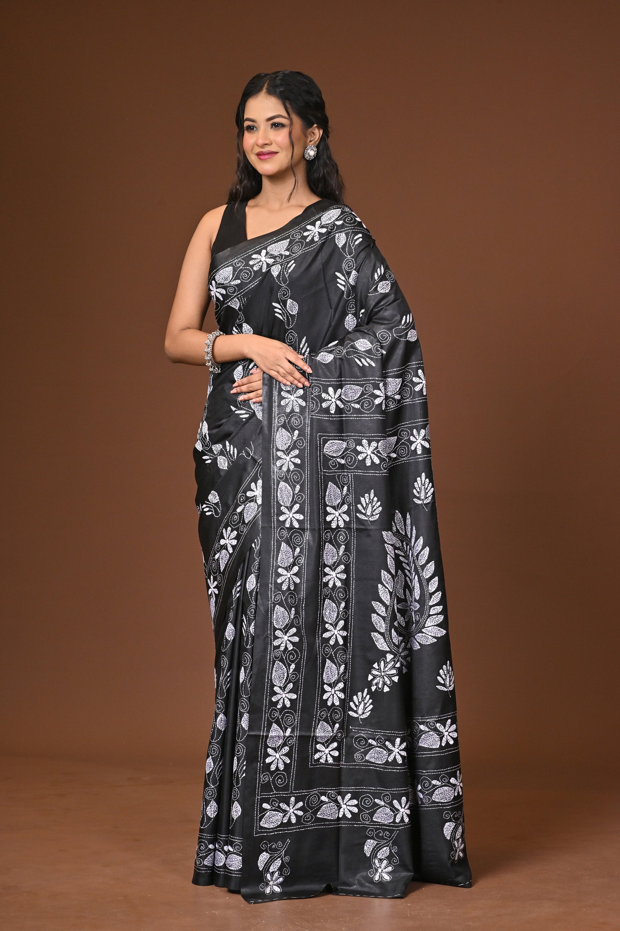 Blended Silk Kantha Stitch Saree Black Thumbnail