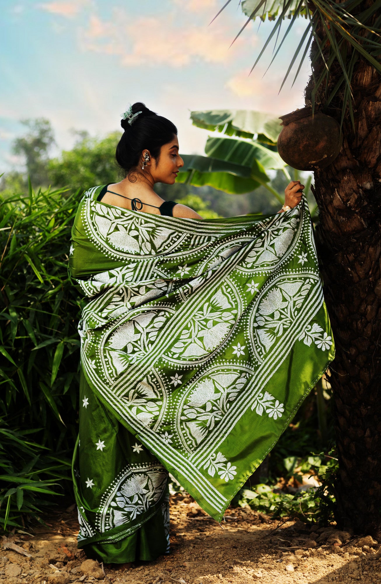 Blended Silk Kantha Stitch Saree Green Thumbnail