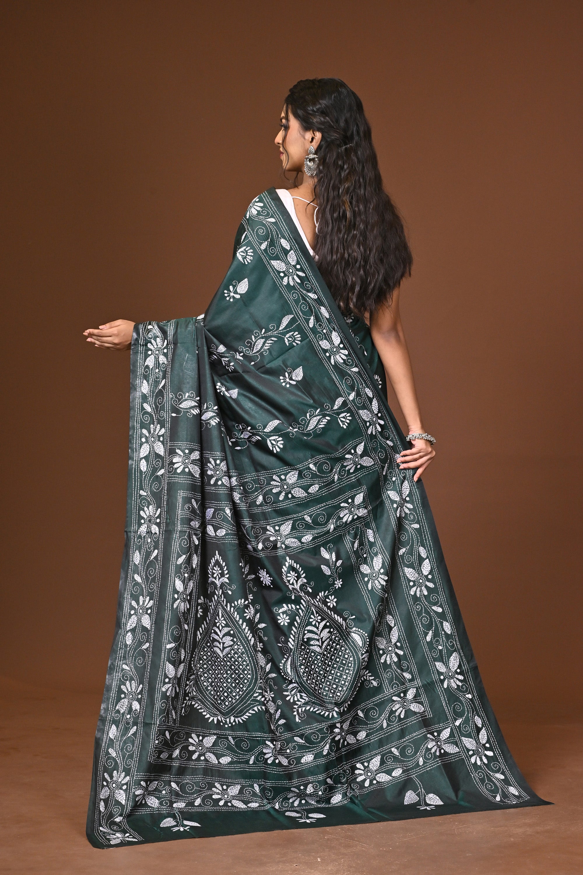 Blended Silk Kantha Stitch Saree Green Thumbnail