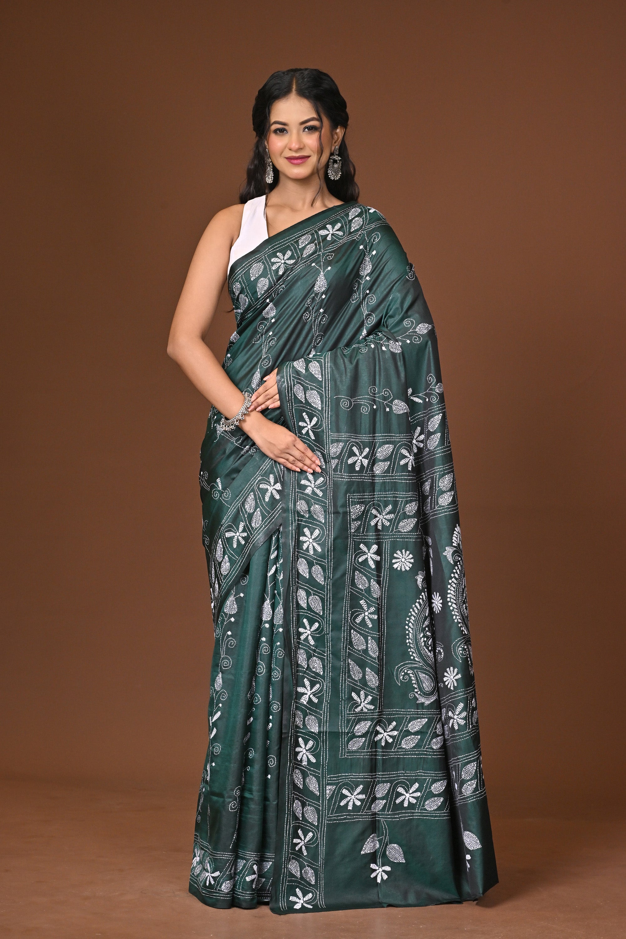 Blended Silk Kantha Stitch Saree Green Thumbnail