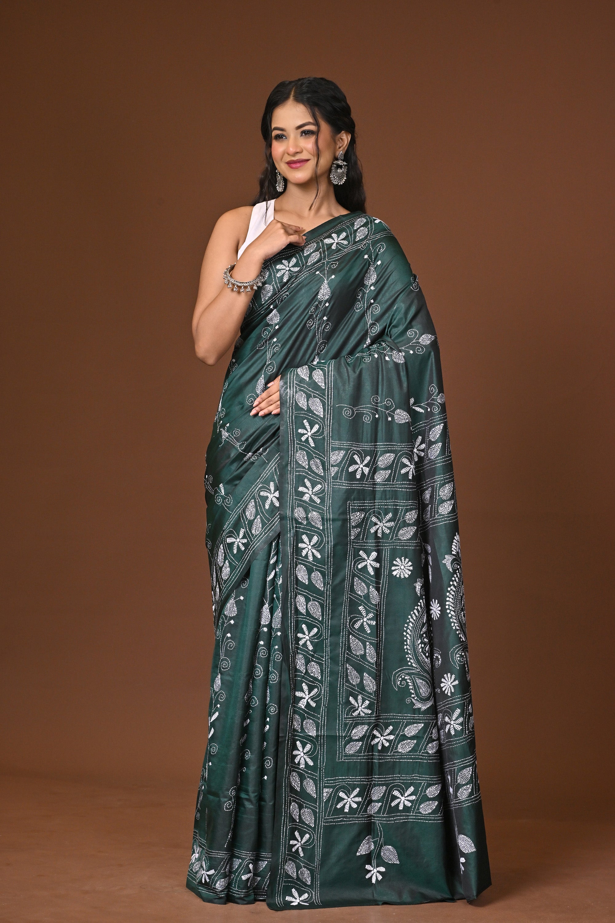 Blended Silk Kantha Stitch Saree Green Thumbnail