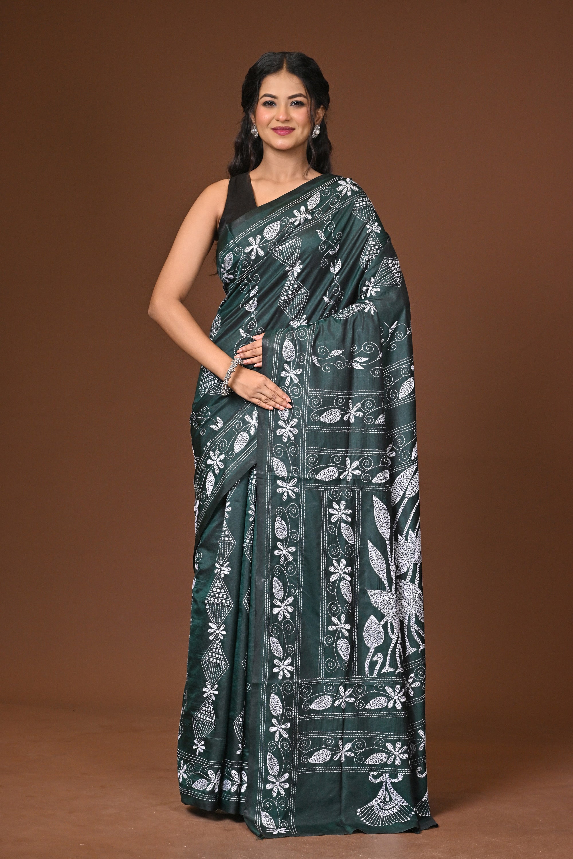 Blended Silk Kantha Stitch Saree Green Thumbnail