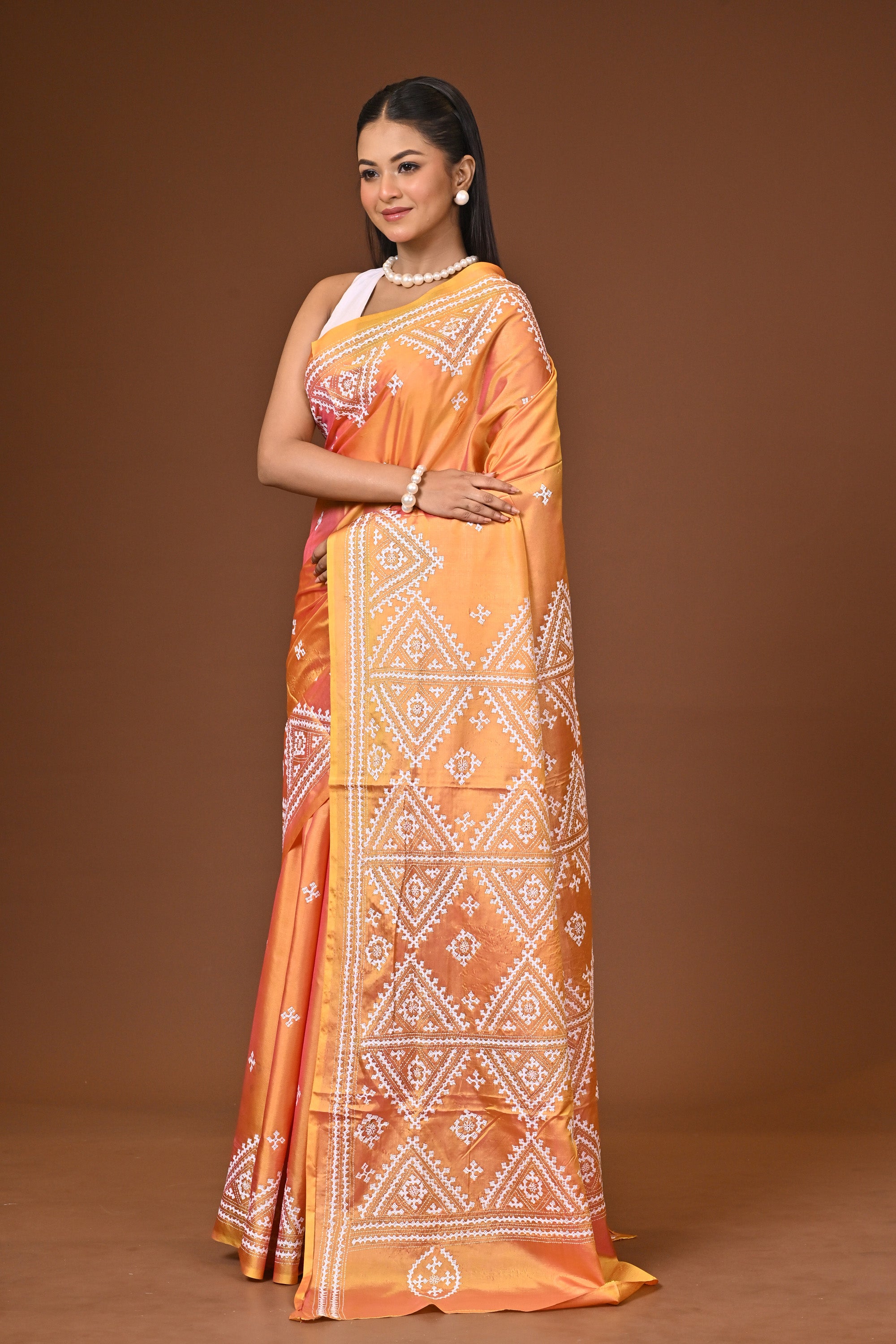 Blended Silk Kantha Saree Thumbnail