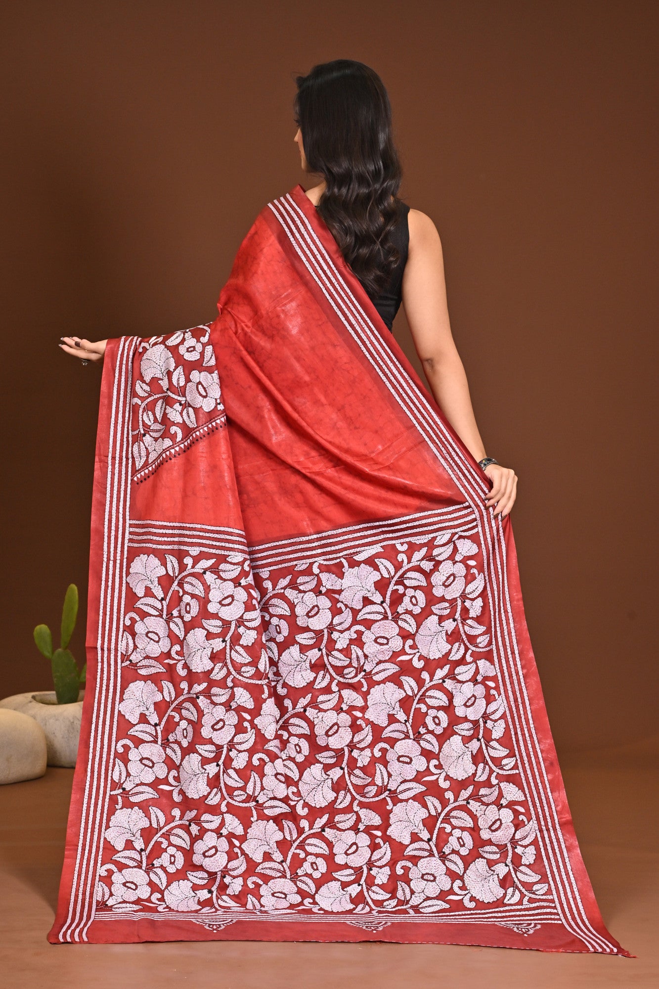 Blended Silk Kantha Stitch Saree Red Thumbnail