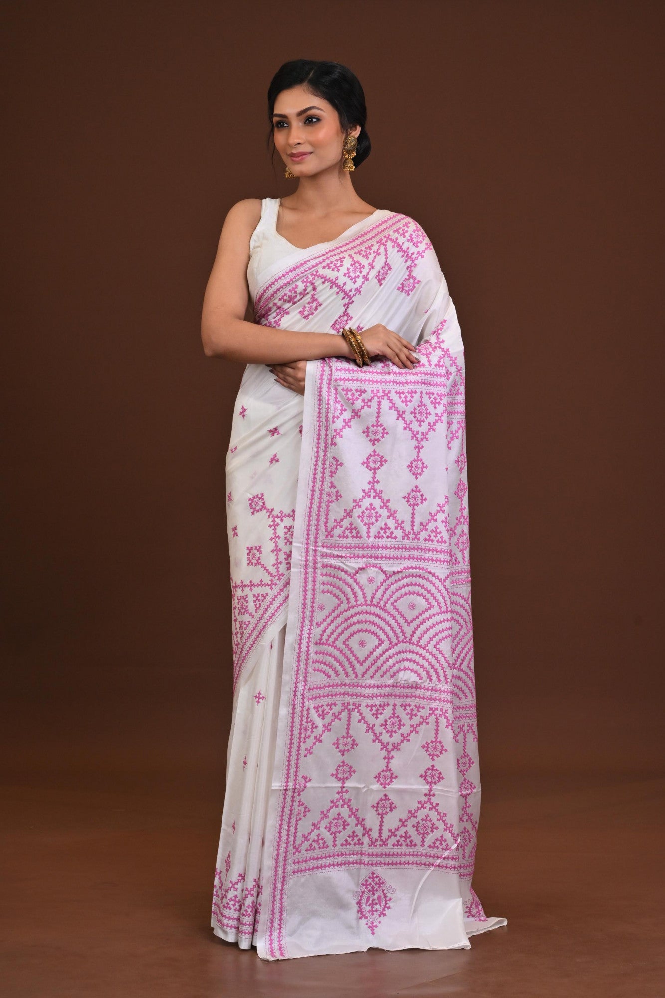 Blended Silk Kantha Stitch Saree White Thumbnail
