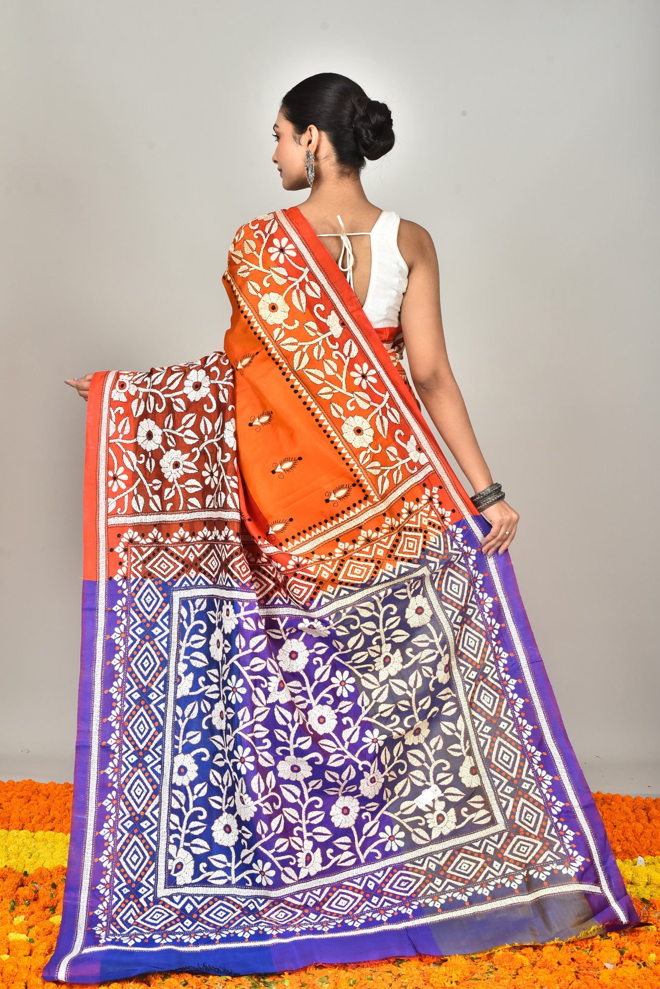 GACHI SILK DIY KANTHA SAREE Thumbnail
