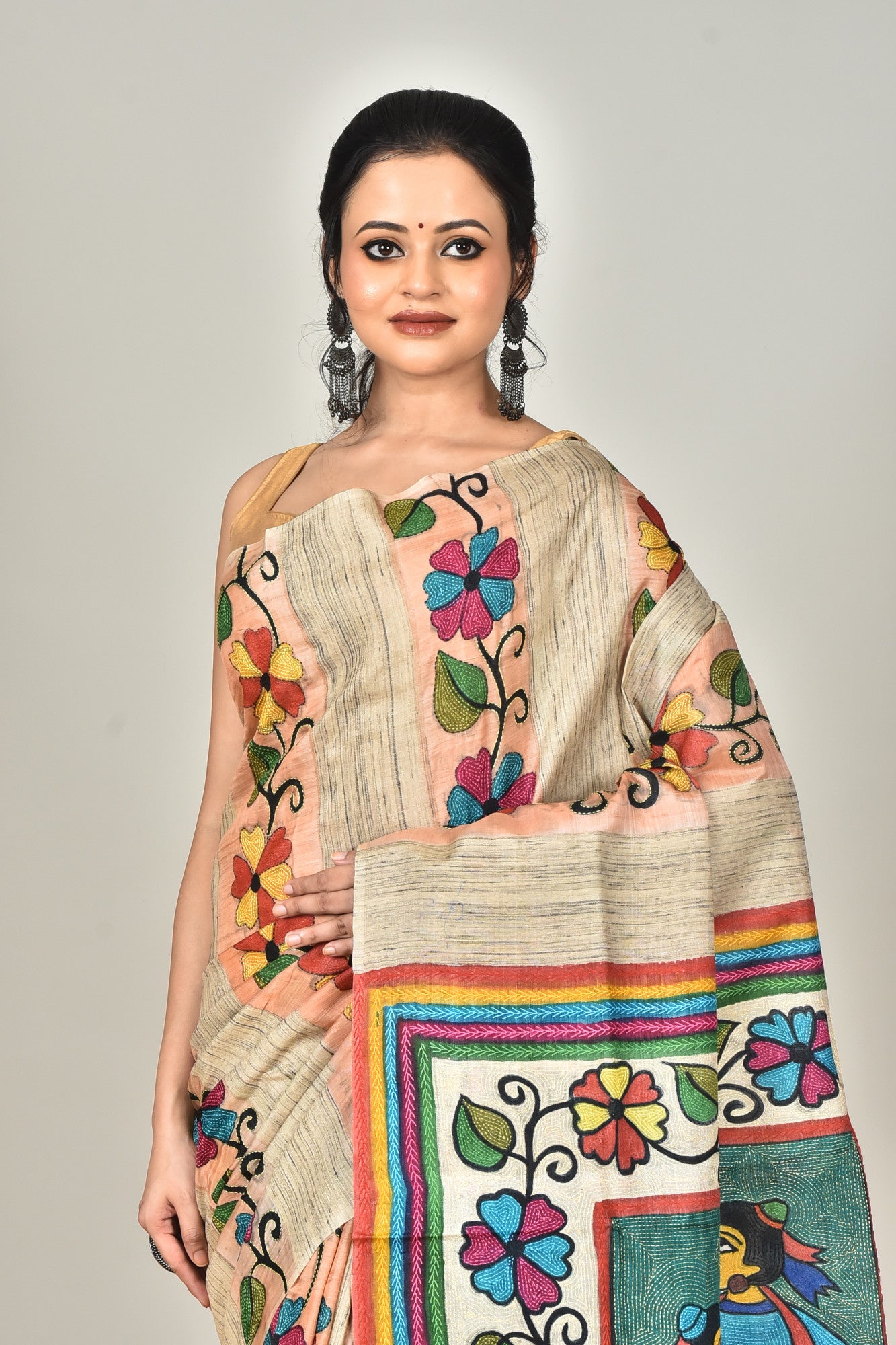 GACHI SILK TUSSAR KANTHA SAREE Thumbnail