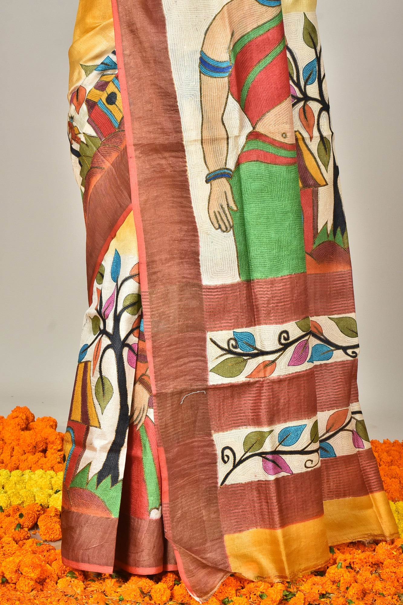 JARI TUSSAR DIY KANTHA SAREE Thumbnail