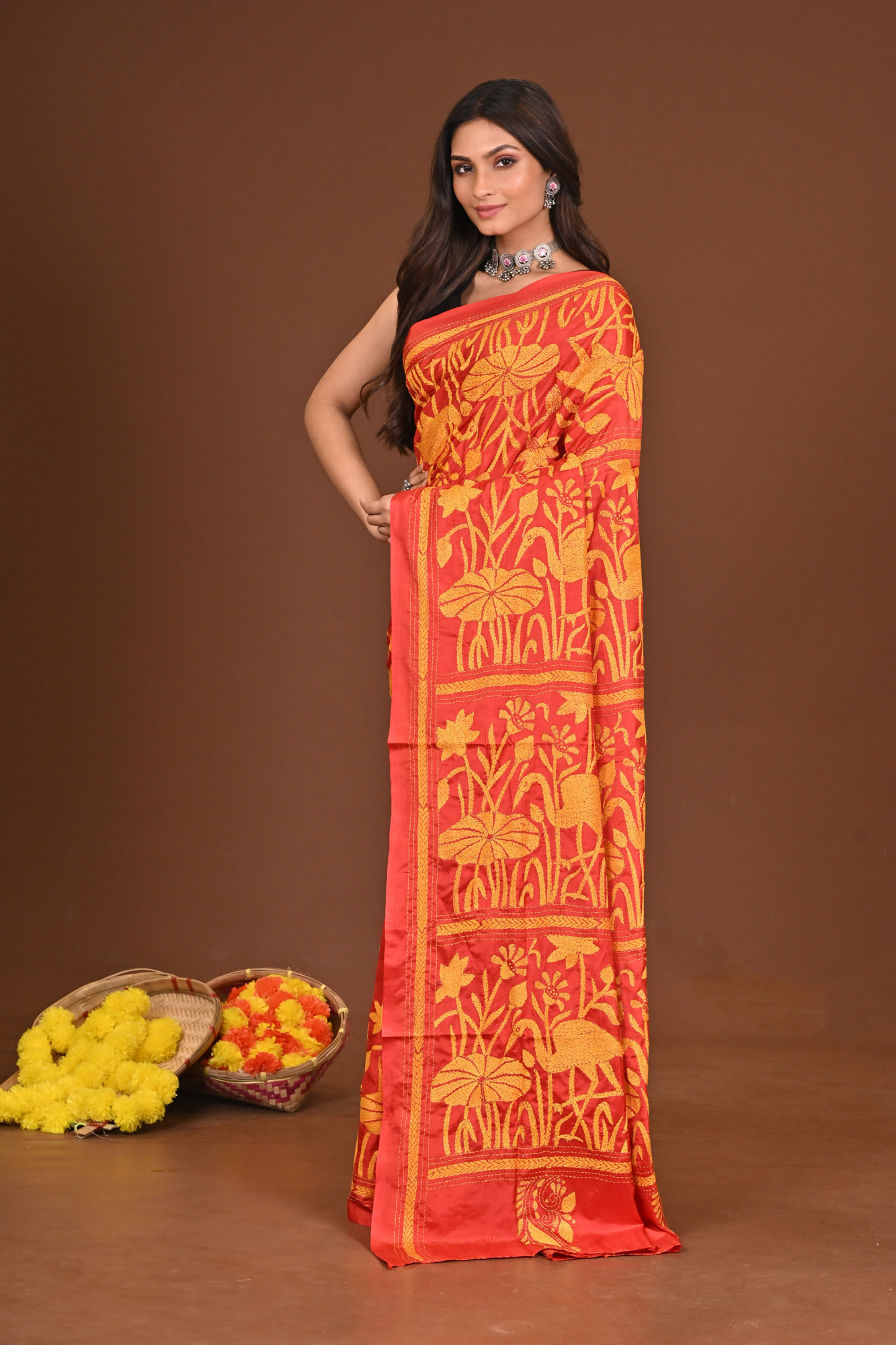 KATYAYANI Blended Silk Kantha Stitch Saree Red Thumbnail