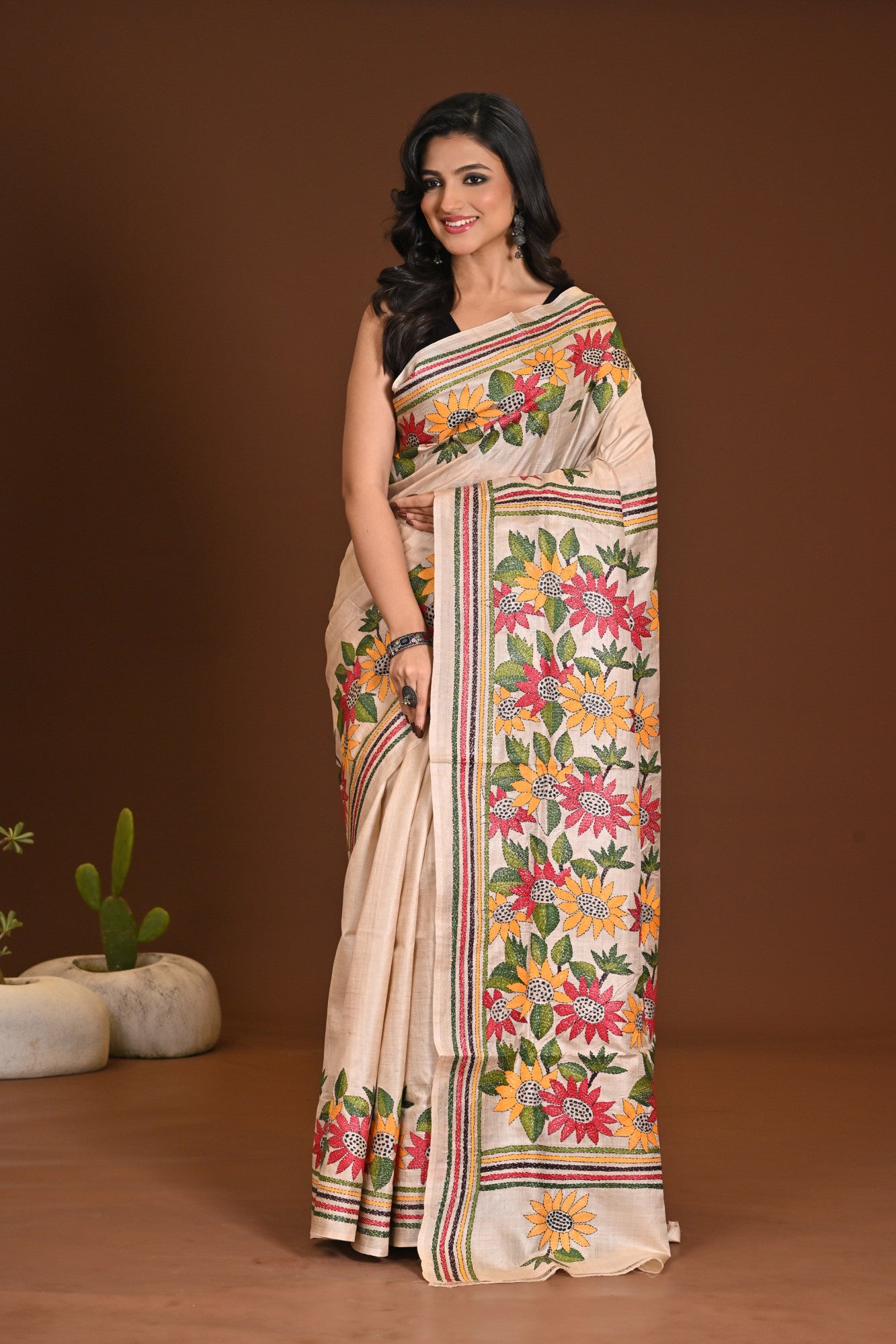 PURE SILK KANTHA SAREE Thumbnail