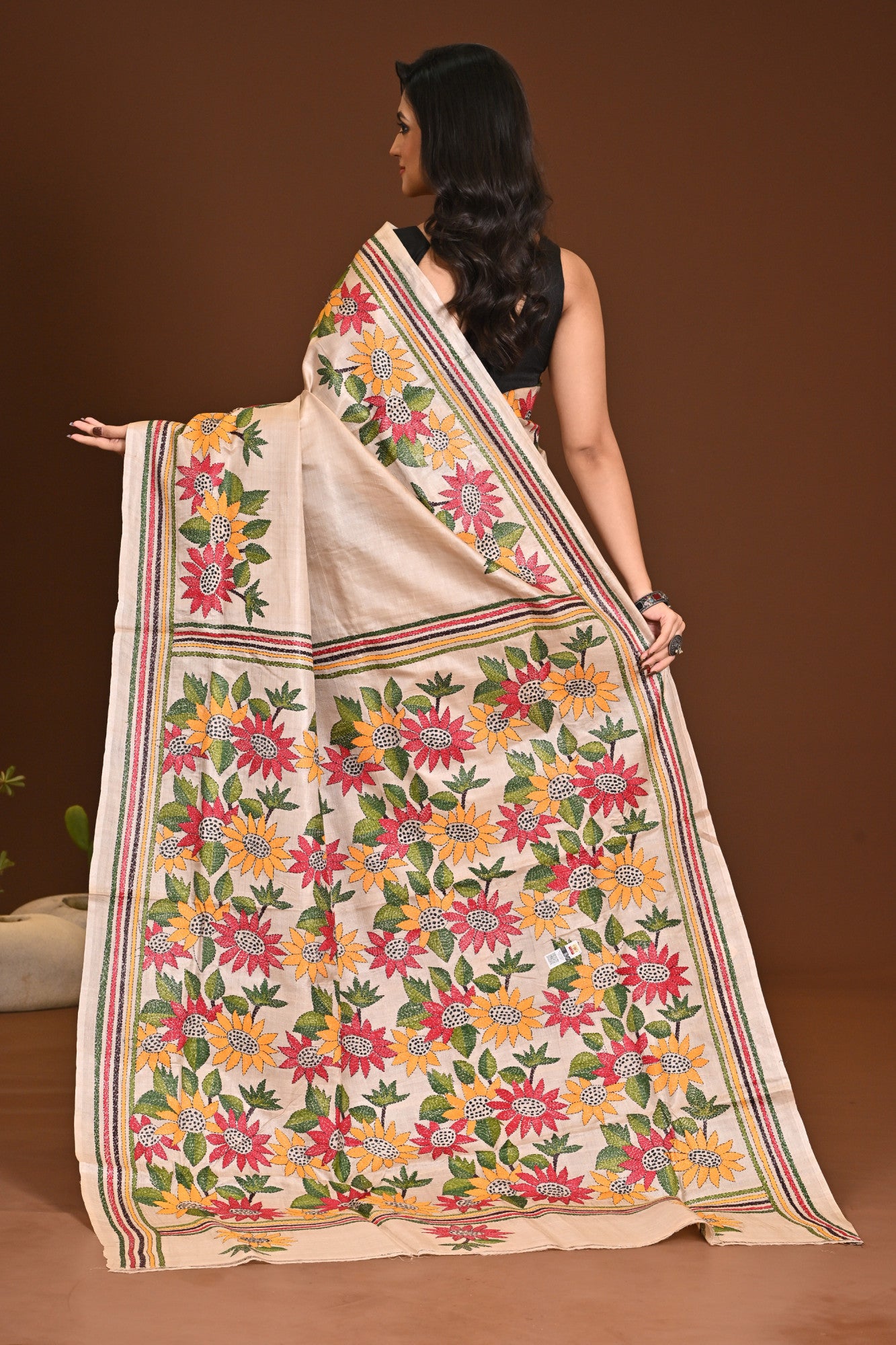 PURE SILK KANTHA SAREE Thumbnail