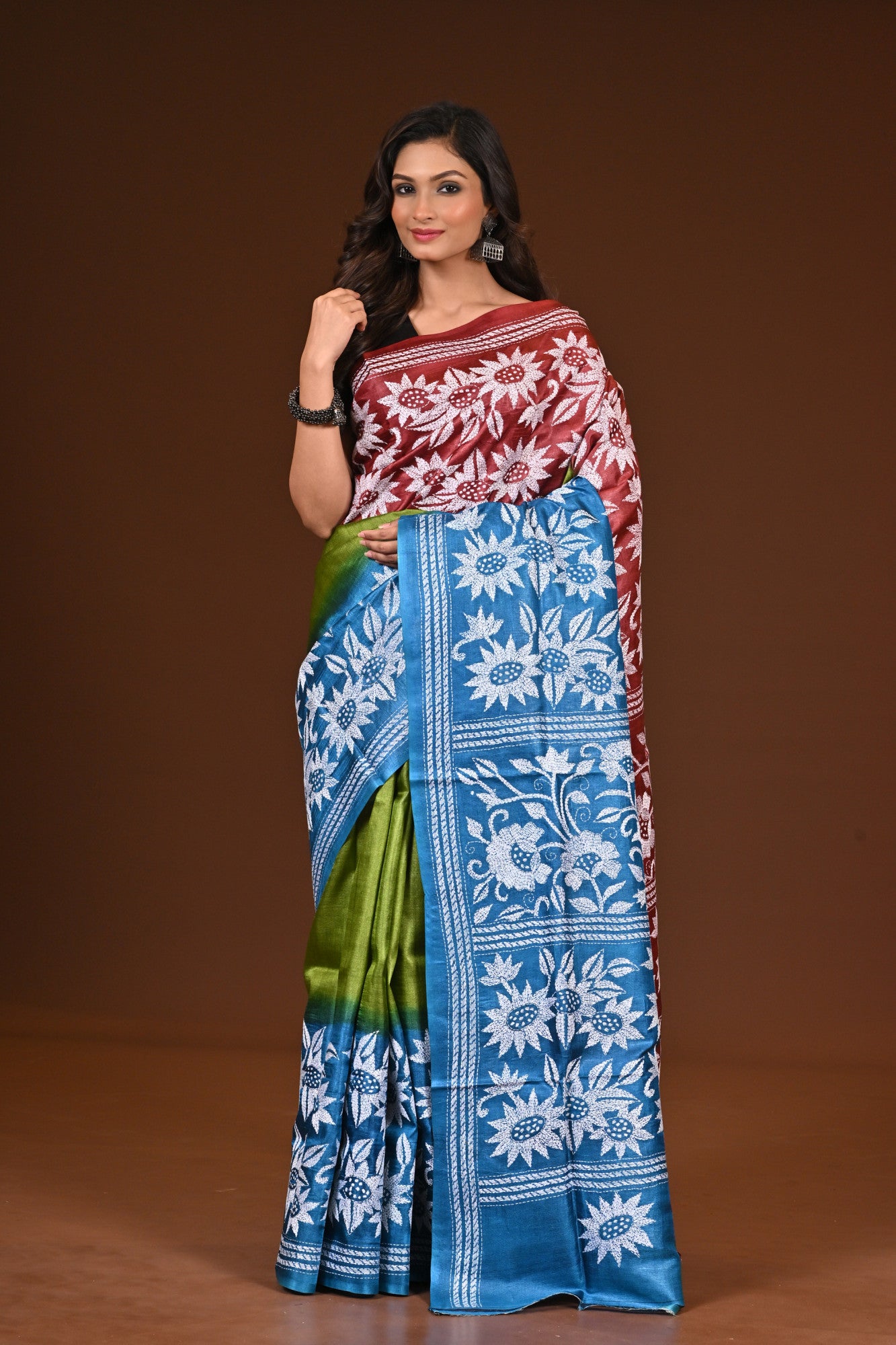 PURE SILK KANTHA SAREE Thumbnail