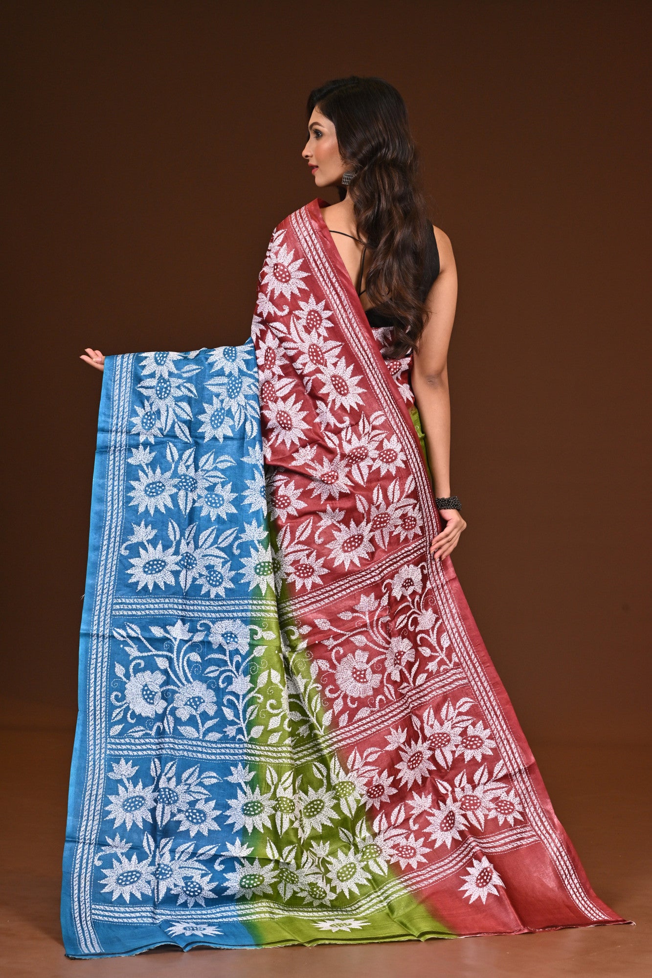 PURE SILK KANTHA SAREE Thumbnail