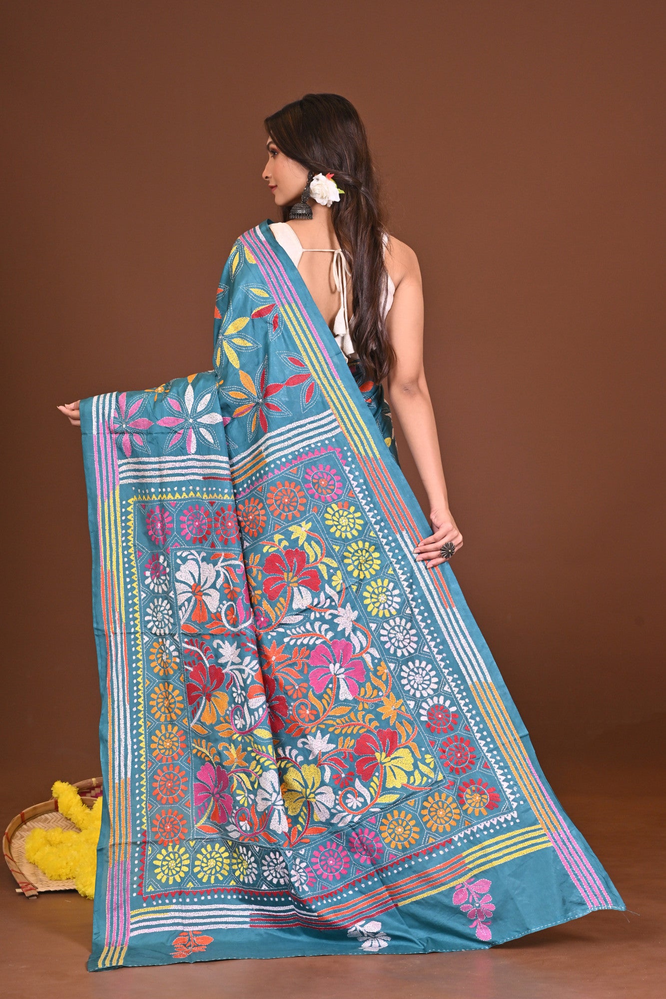 SHALINISHOBHA BLENDED SILK KANTHA SAREE Thumbnail