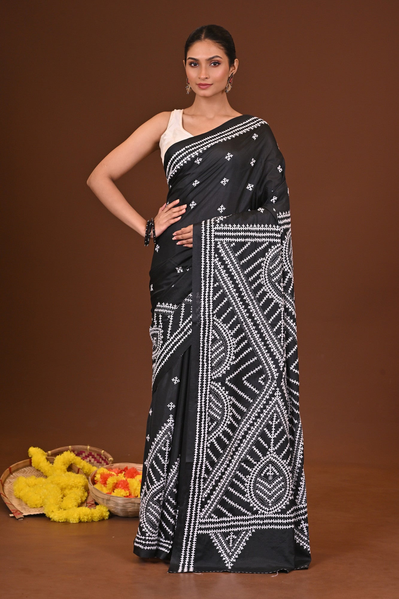 SHYAMASOBHA BLENDED SILK KANTHA SAREE Thumbnail