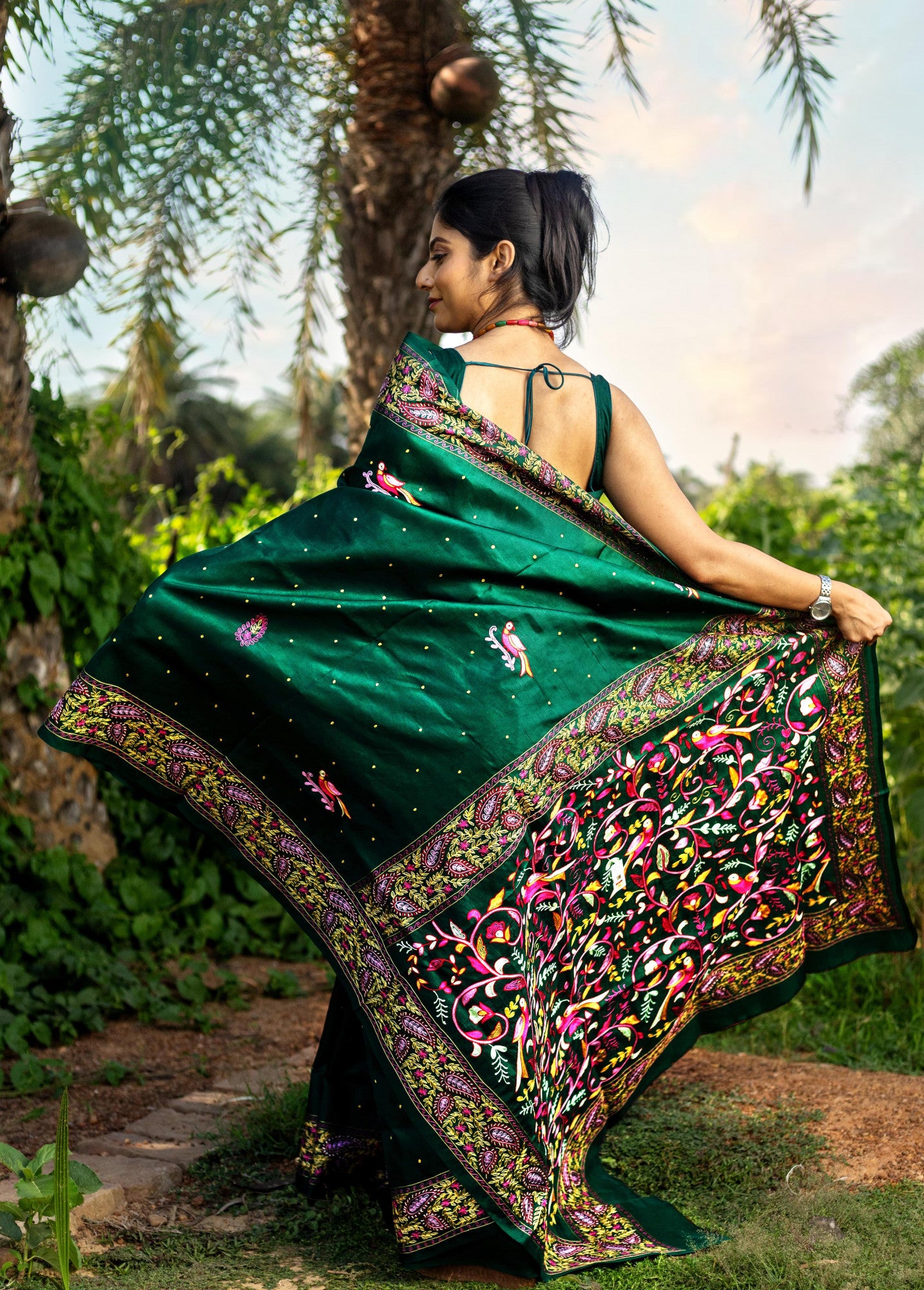 PURE SILK  GUJRATI KANTHA SAREE