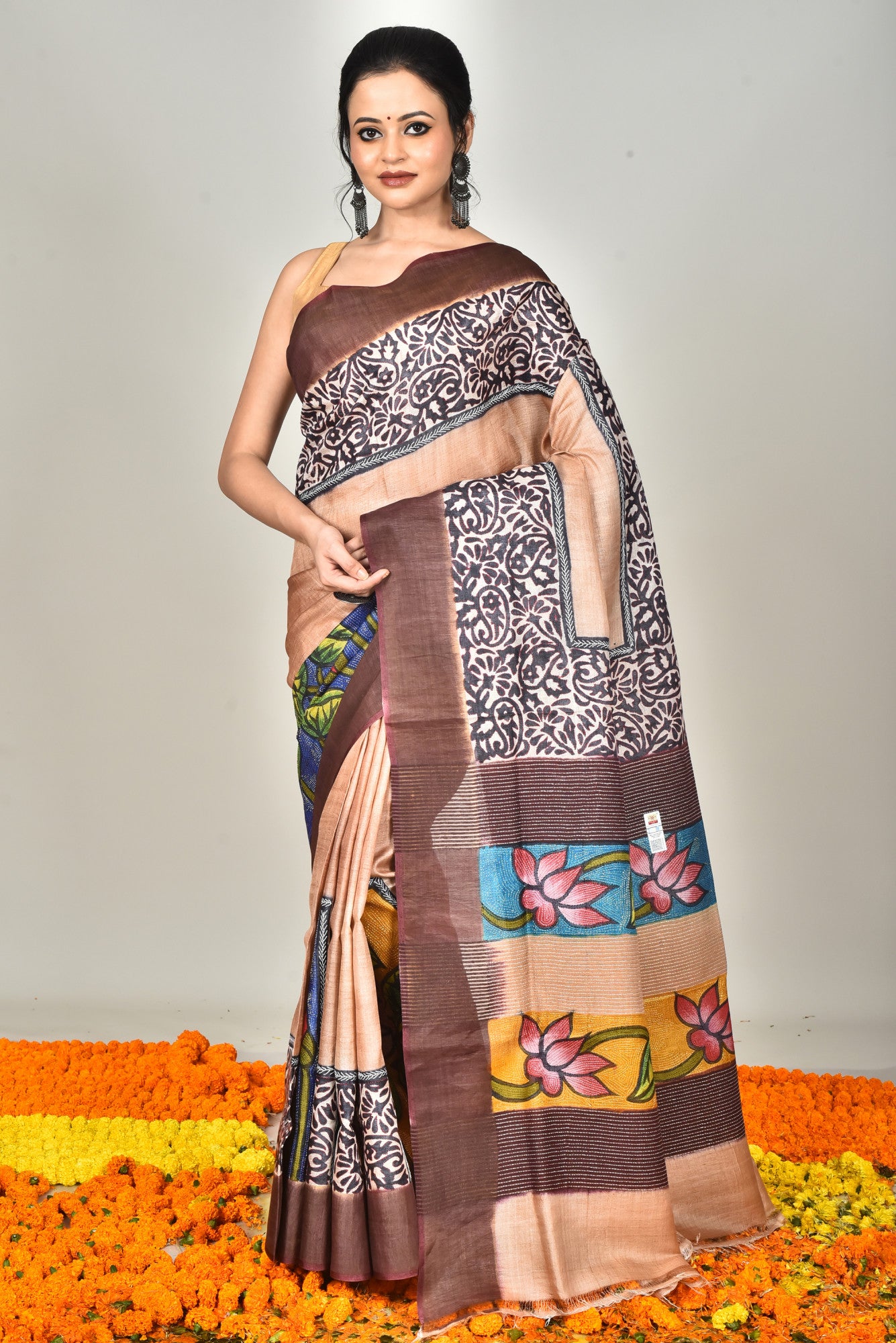 TUSSAR BLOCK HANDPRINT SAREE Thumbnail