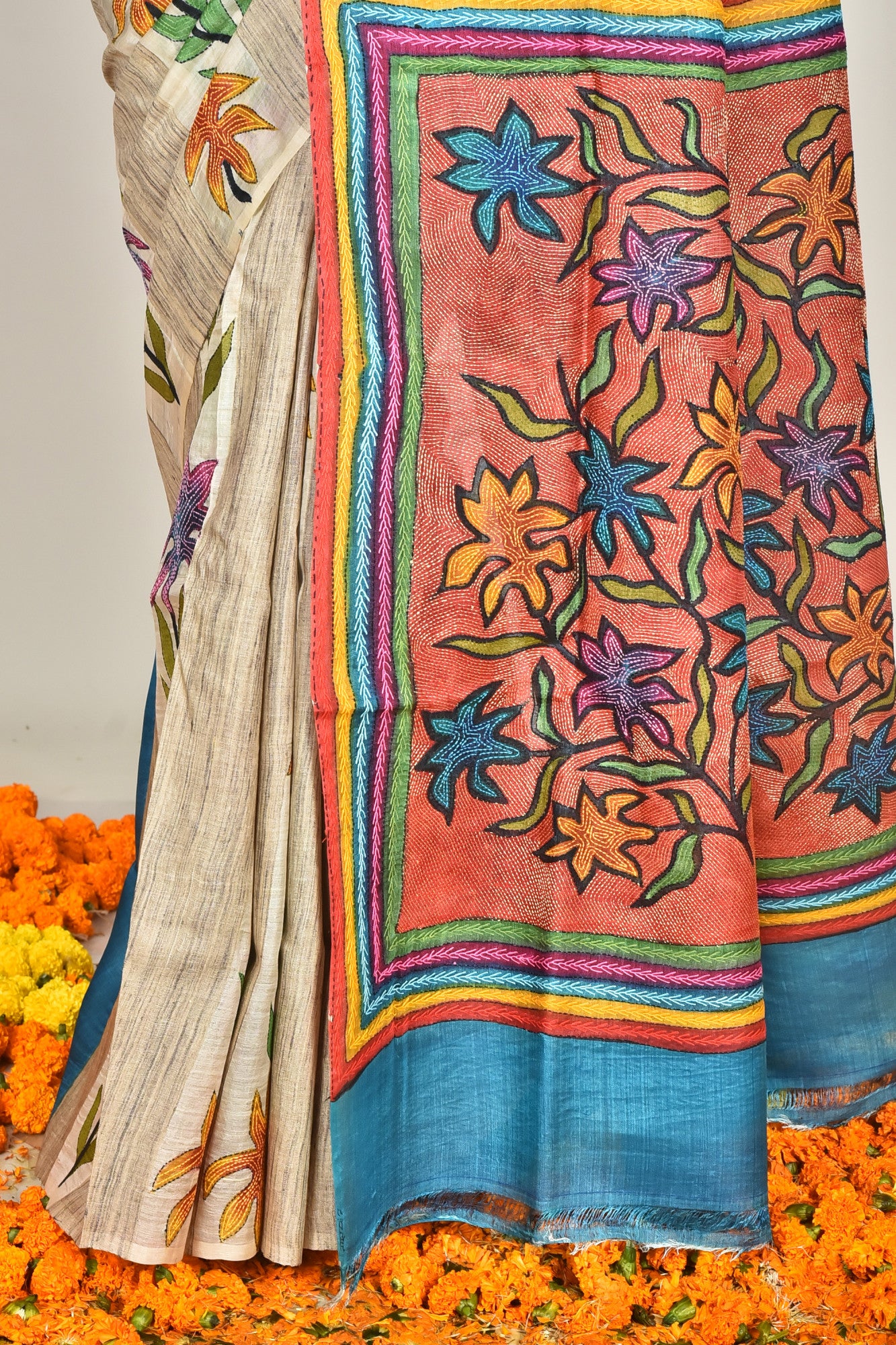 TUSSAR BLOCK HANDPRINT SAREE Thumbnail