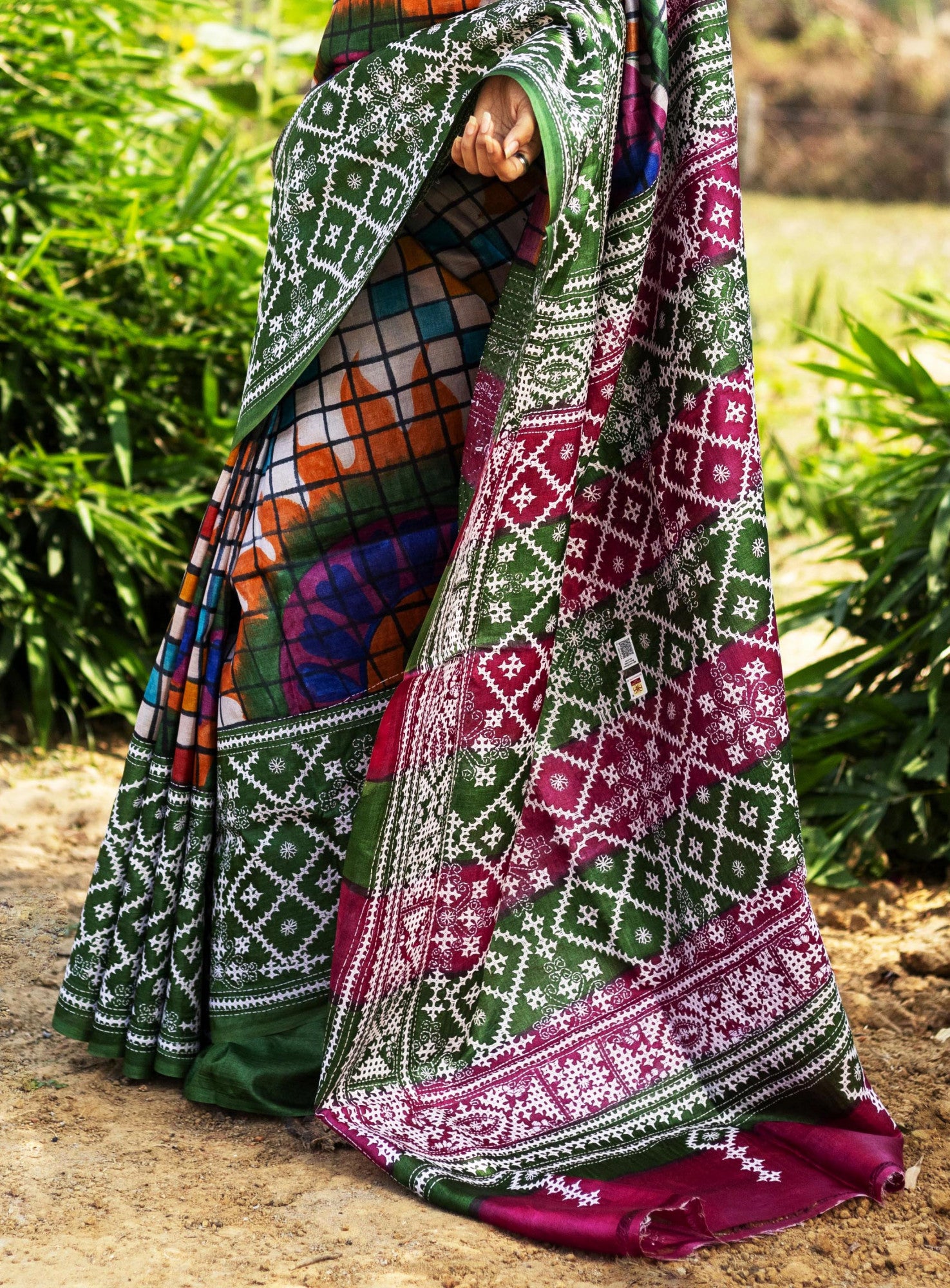 Tussar Fusion Gujrati Stitch Kantha Saree Thumbnail