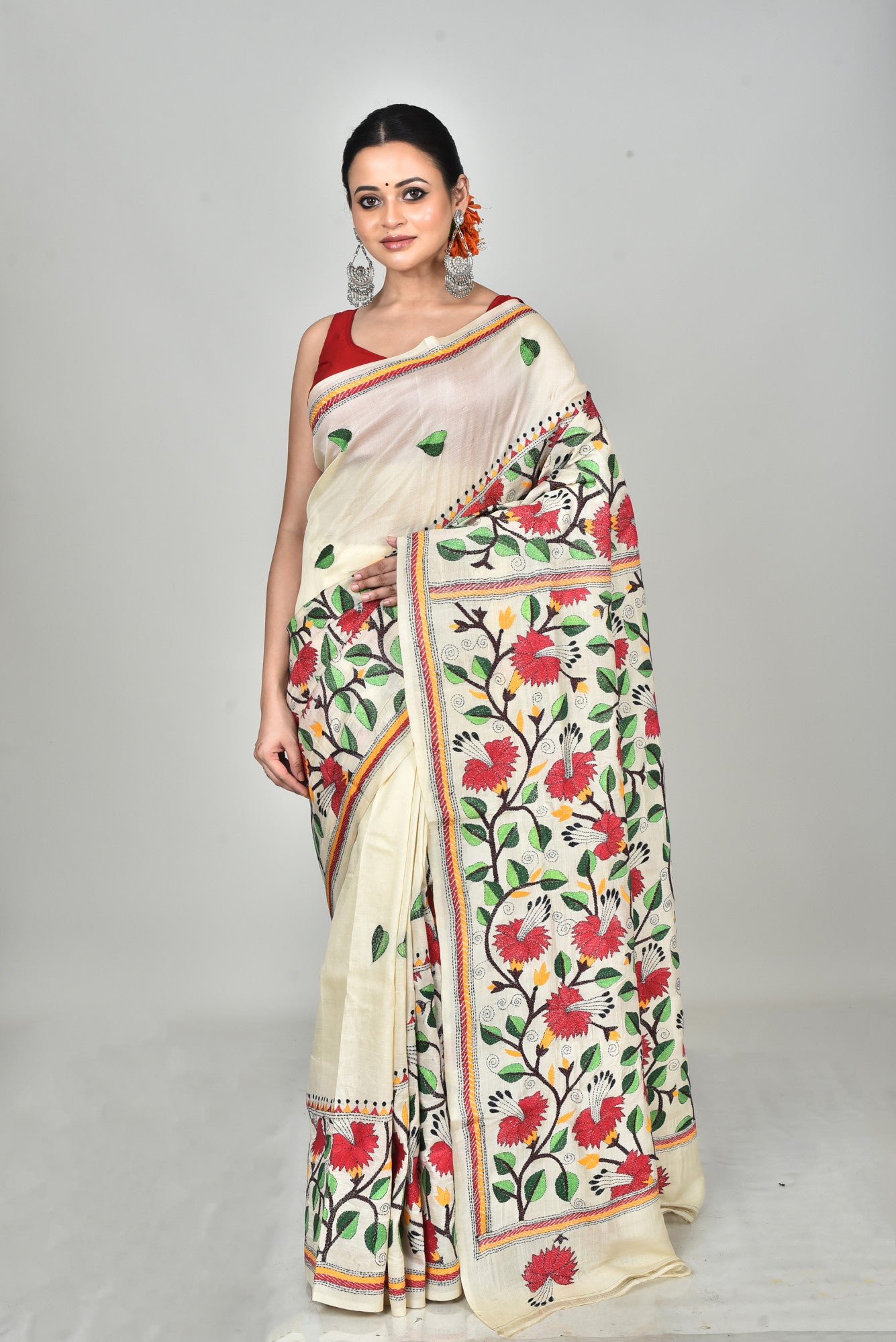 TUSSAR SILK KANTHA SAREE Thumbnail