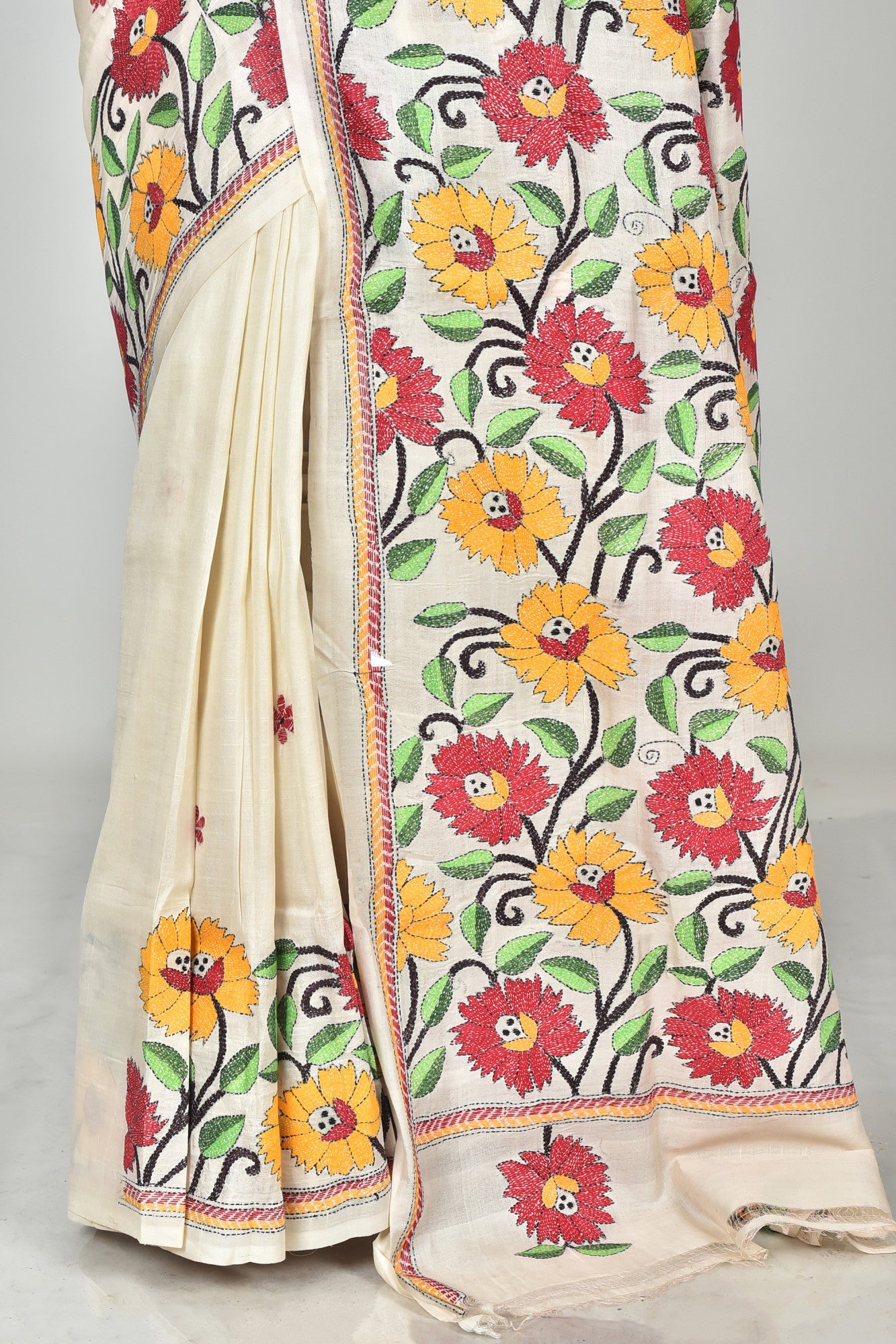 TUSSAR SILK KANTHA SAREE Thumbnail