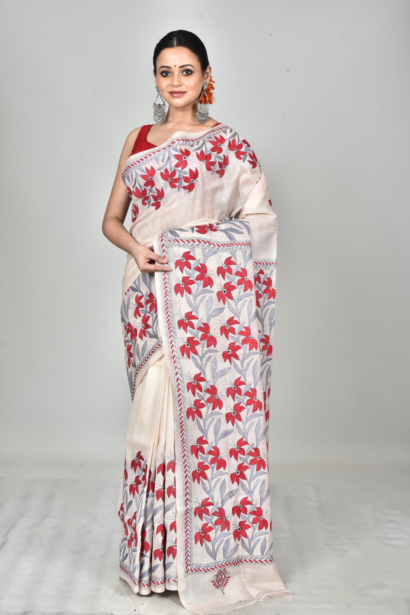 TUSSAR SILK KANTHA SAREE Thumbnail