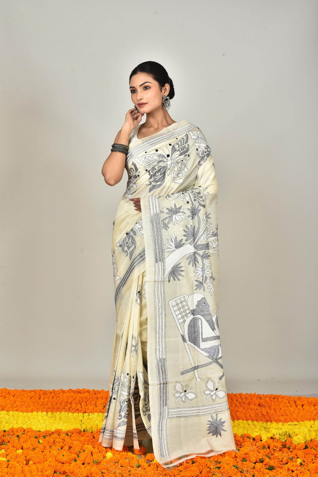 TUSSAR SILK KANTHA SAREE Thumbnail