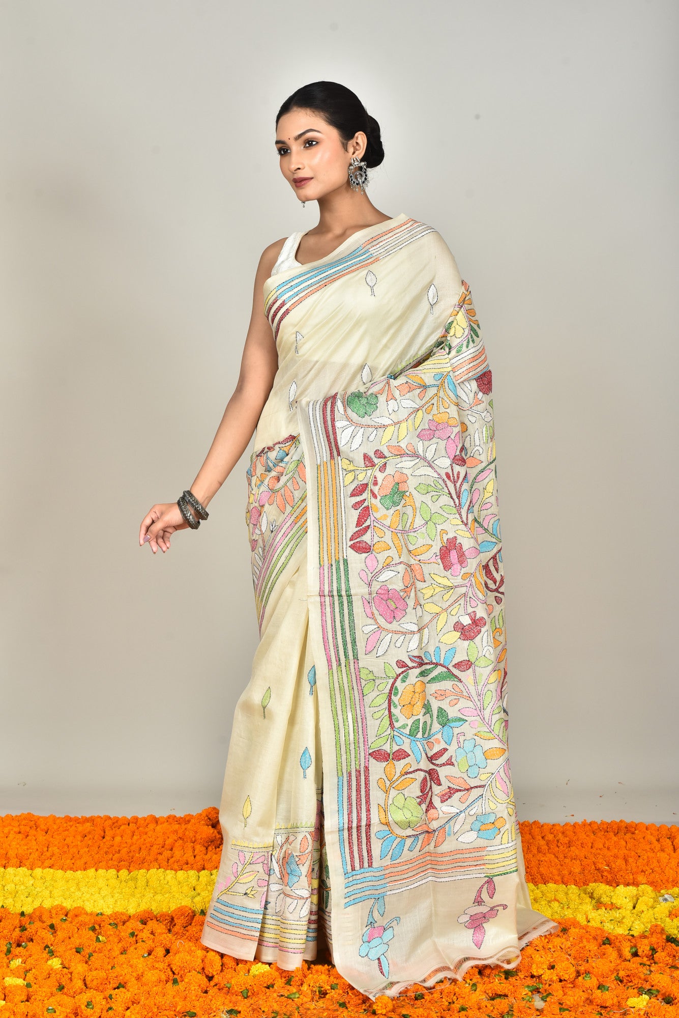 TUSSAR SILK KANTHA SAREE Thumbnail