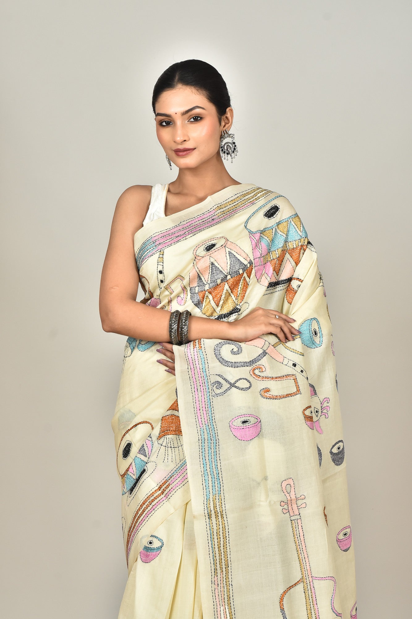 TUSSAR SILK KANTHA SAREE Thumbnail